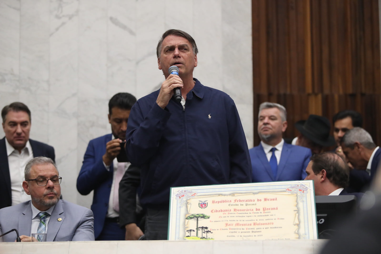 Jair Messias Bolsonaro - Família, uma dádiva de Deus. Hoje minha