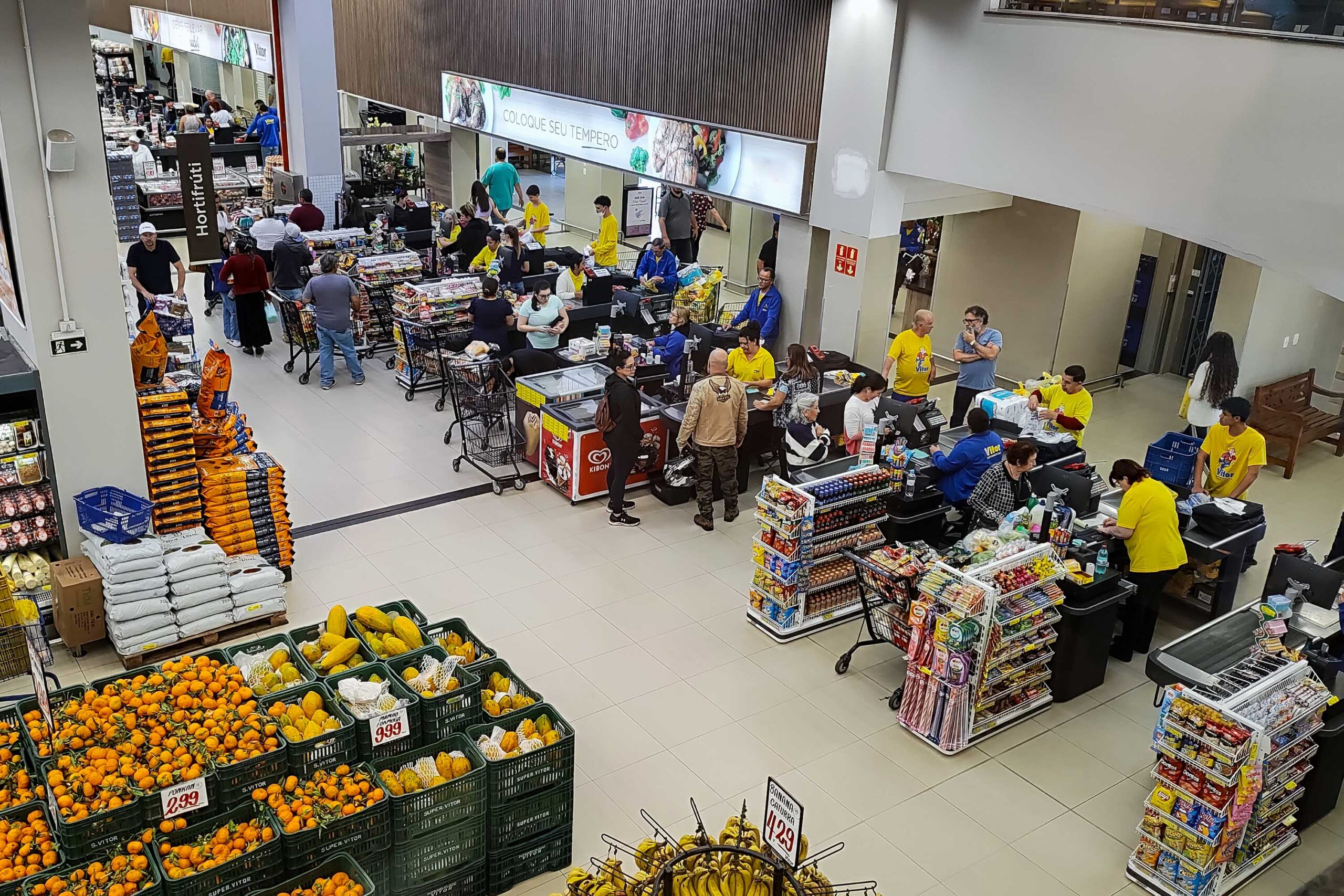 Comércio do Paraná cresce o triplo da média nacional de janeiro a maio